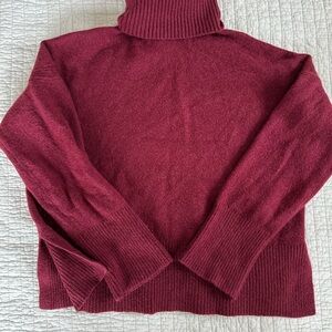 J Crew merino wool/alpaca blend sweater 392